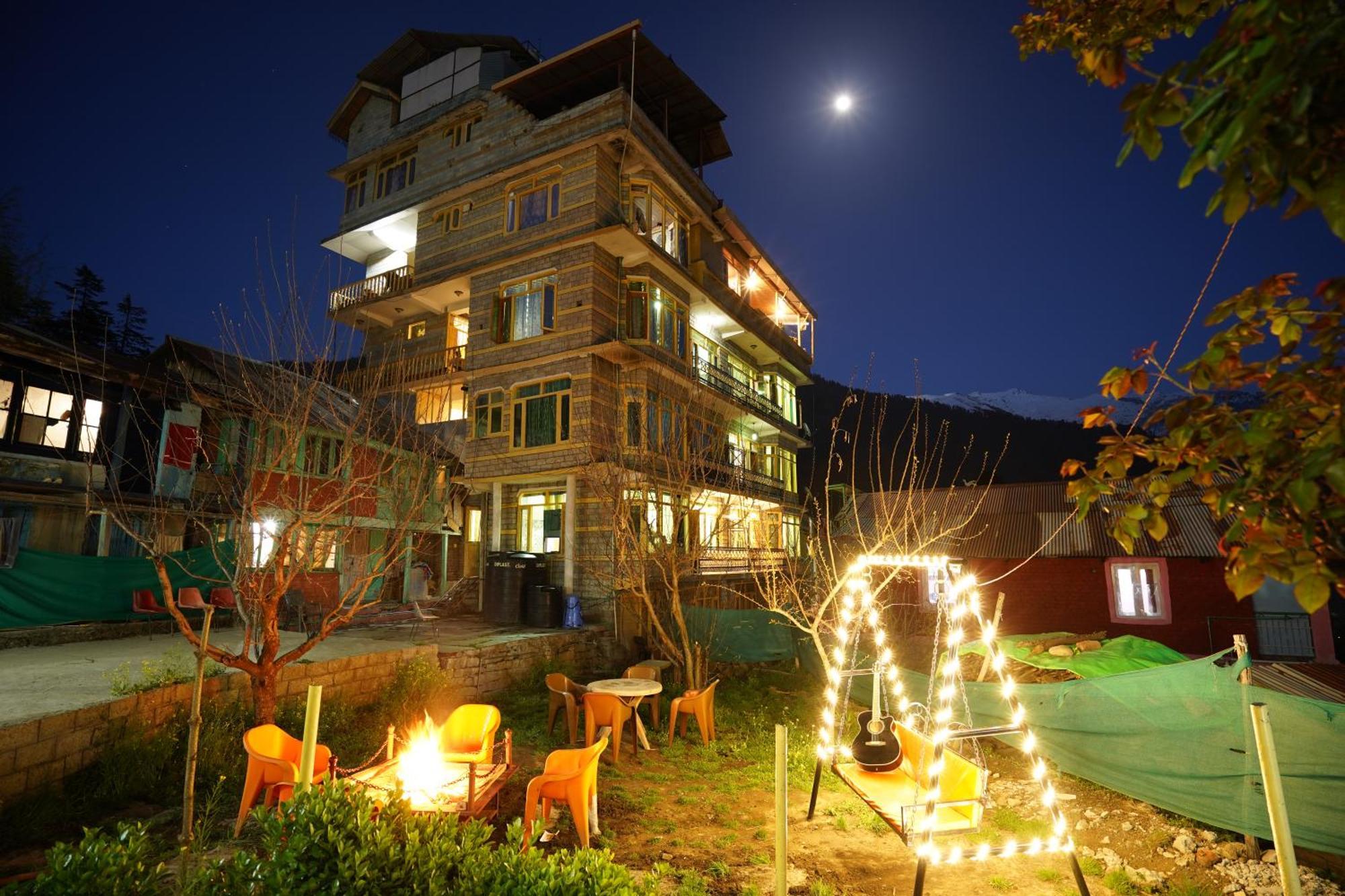 Woods Villa Cottages Manali - 1,2,3,4 Cottages & Villas Available In Manali With Scenic Mountain View Bagian luar foto